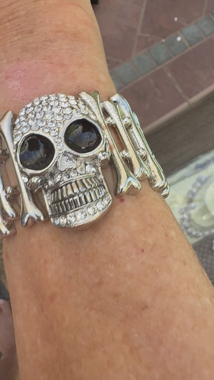 Rhinestone Skull Stretch Bracelet – Silver Gothic Statement Jewelry